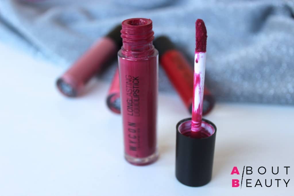 Wycon_Long_Lasting_Liquid_Lipstick_Lampone_11_Swatch_Review