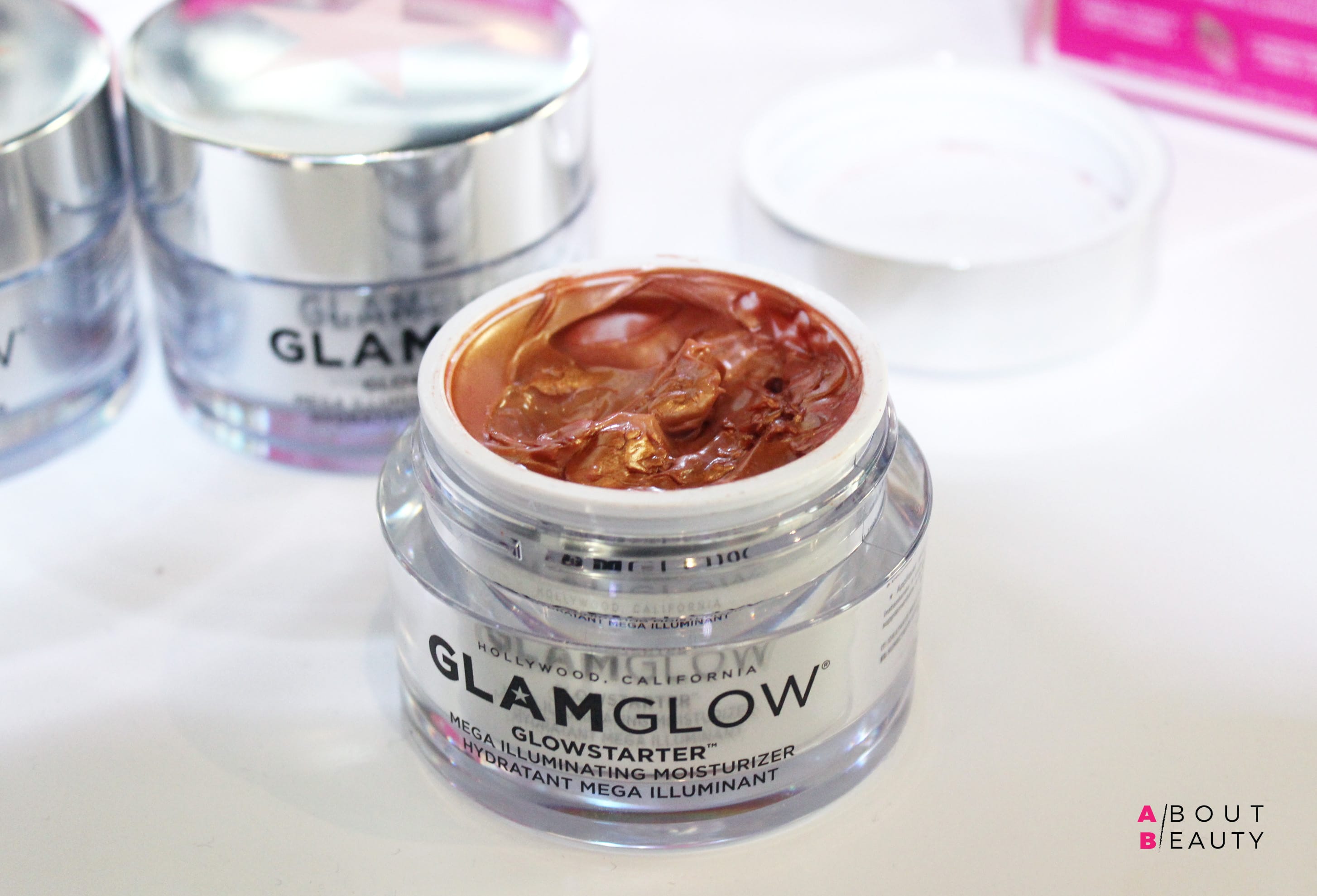 GlamGlow Glow Starter, la crema viso idratante per ridare luminosità alla pelle spenta e disidratata