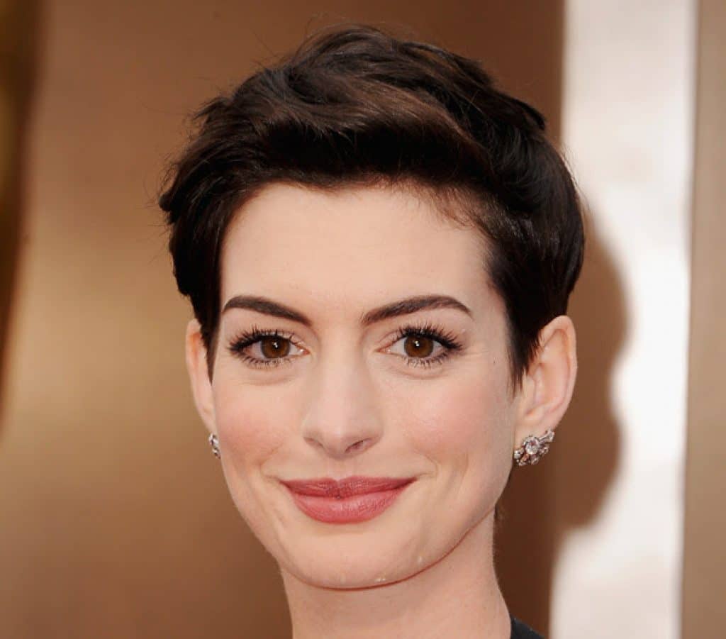 About_Beauty_anne_hathaway_oscar_makeup