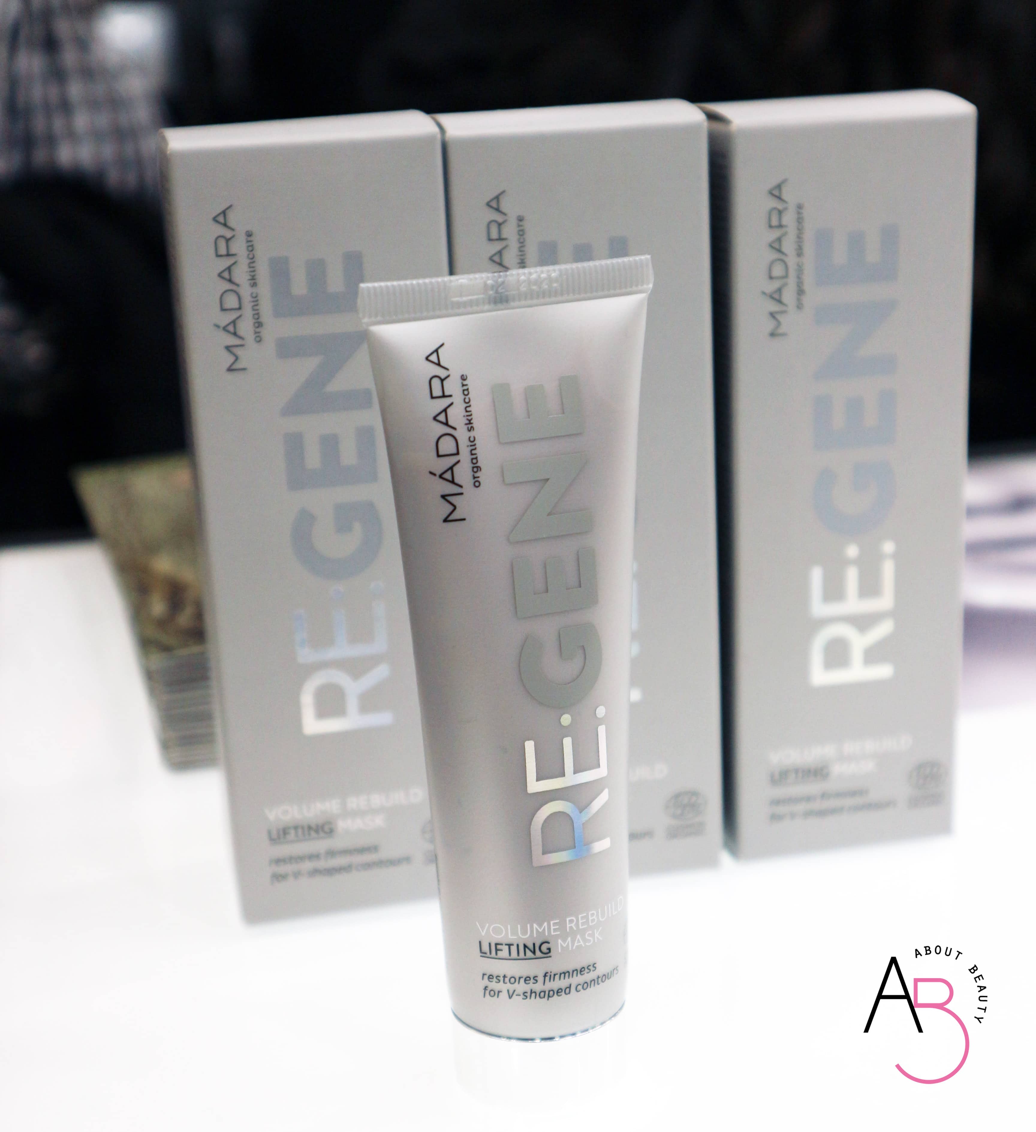 Pillole dal Cosmoprof #2 - Madara e Lavera - Madara Boost Hyaluronic Collagen review, recensione, info, prezzo, dove acquistare - Maschera Viso Regene Volume Lifting Mask