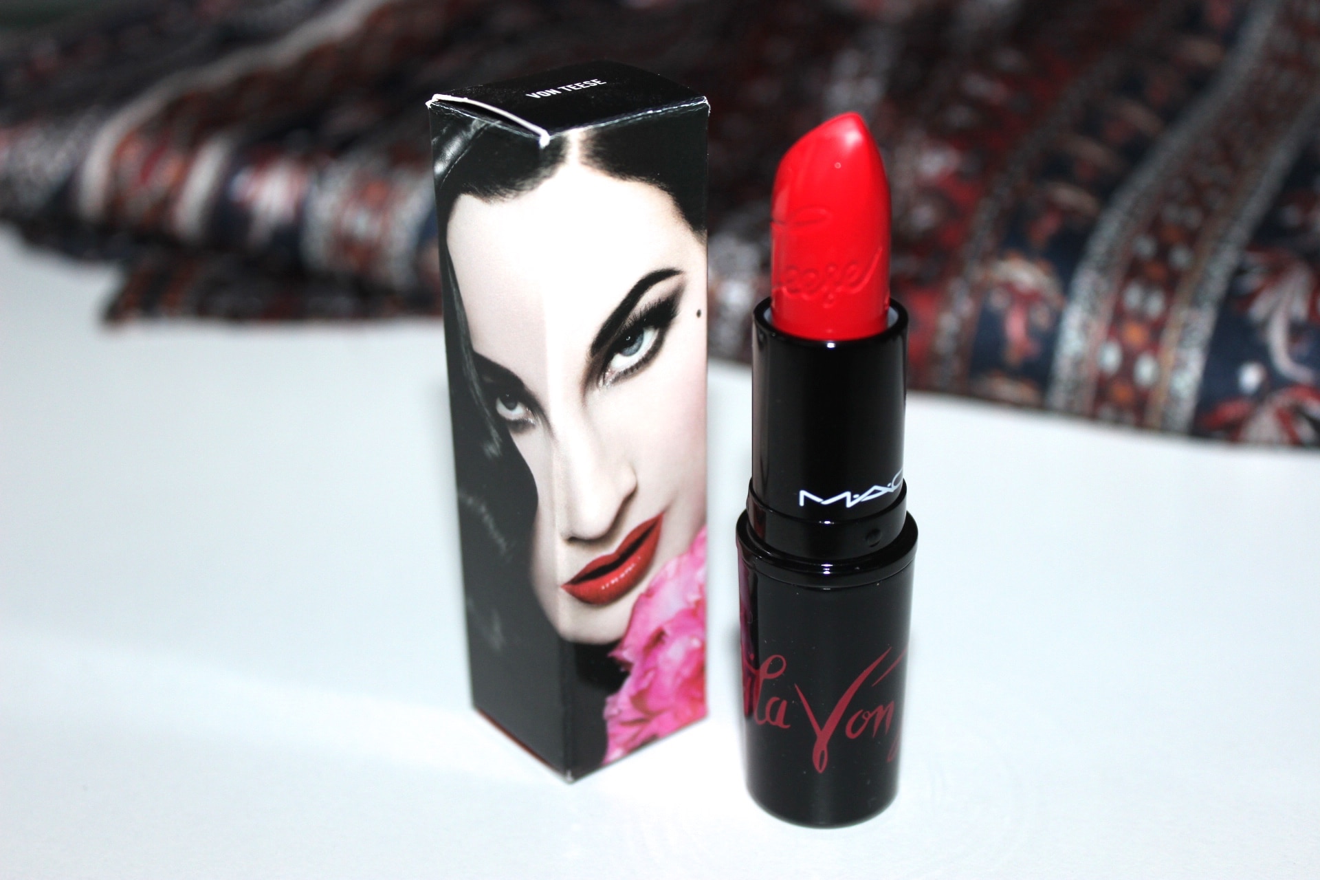 MAC Dita Von Teese Lipstick | Recensione, Swatch & Comparazioni