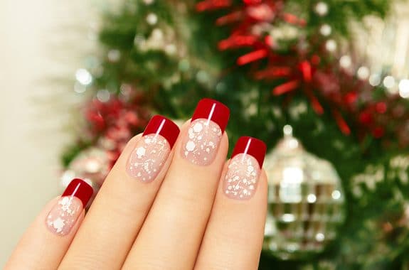 Christmas-nail-art-5-about-beauty