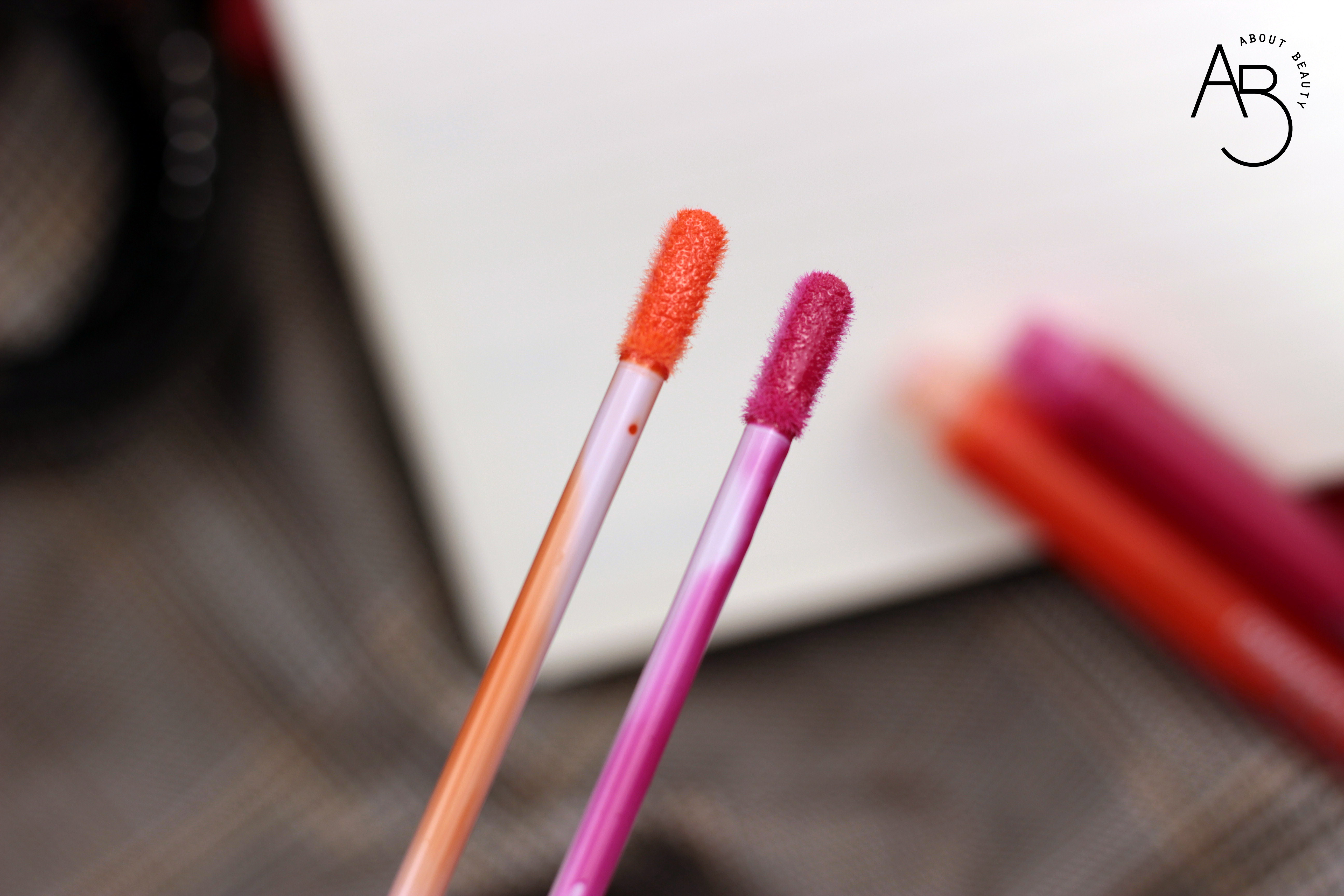 Neve Cosmetics Rebel Epoque - Review, recensione, opinioni, swatch, prezzo, dove acquistare, sconto - Vernissage Gloss Dans le Lit Cha-U-Kao