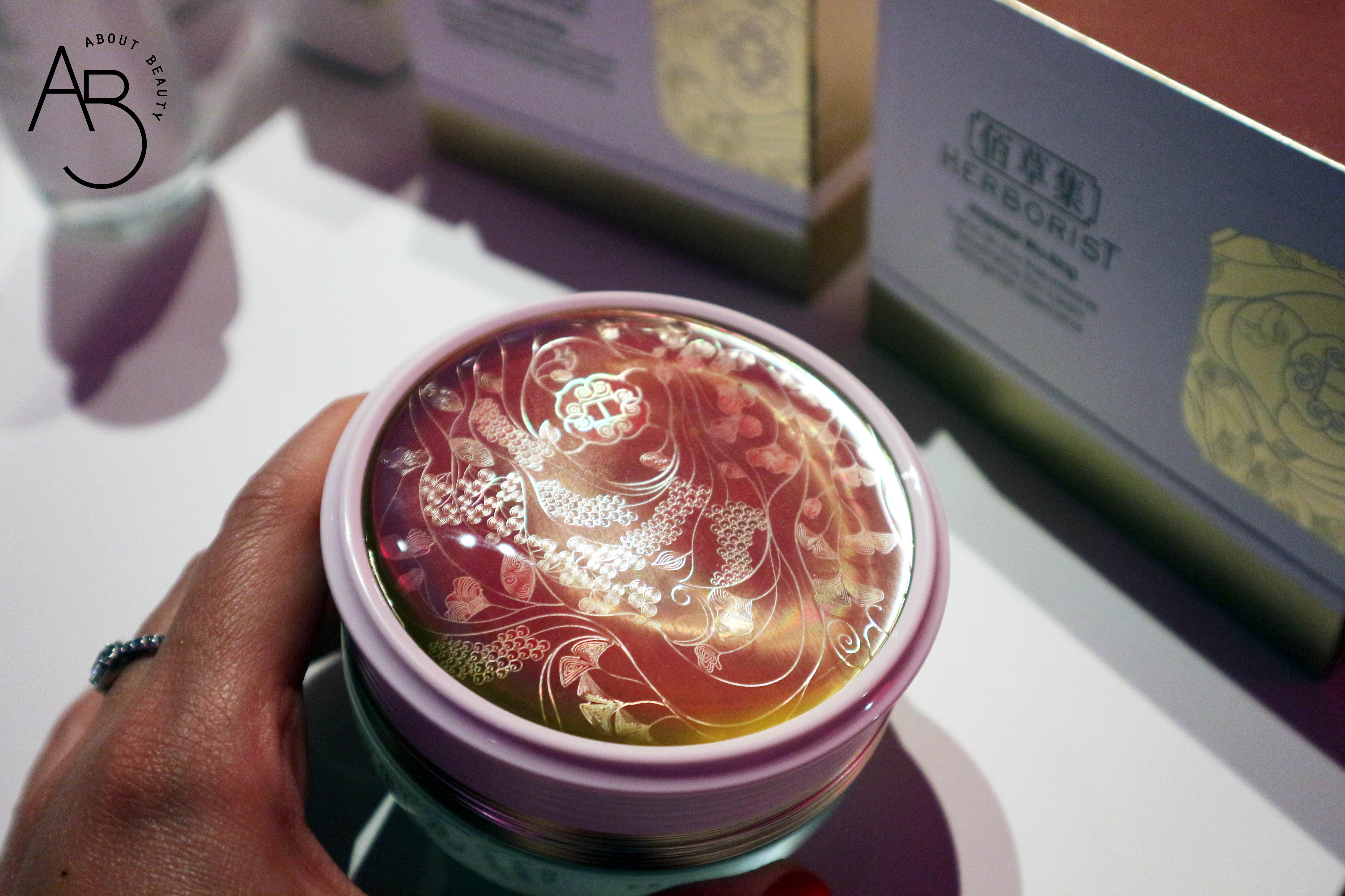 Sephora Natale 2018 Novita da non perdere - Skincare - Herborist Imperial Wu-Xing - Review, recensione, swatch, info, prezzo, dove acquistare, data di uscita